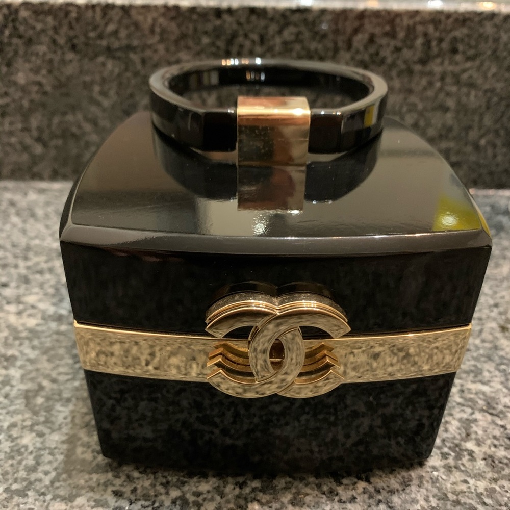 Chanel trunk plastic baguette